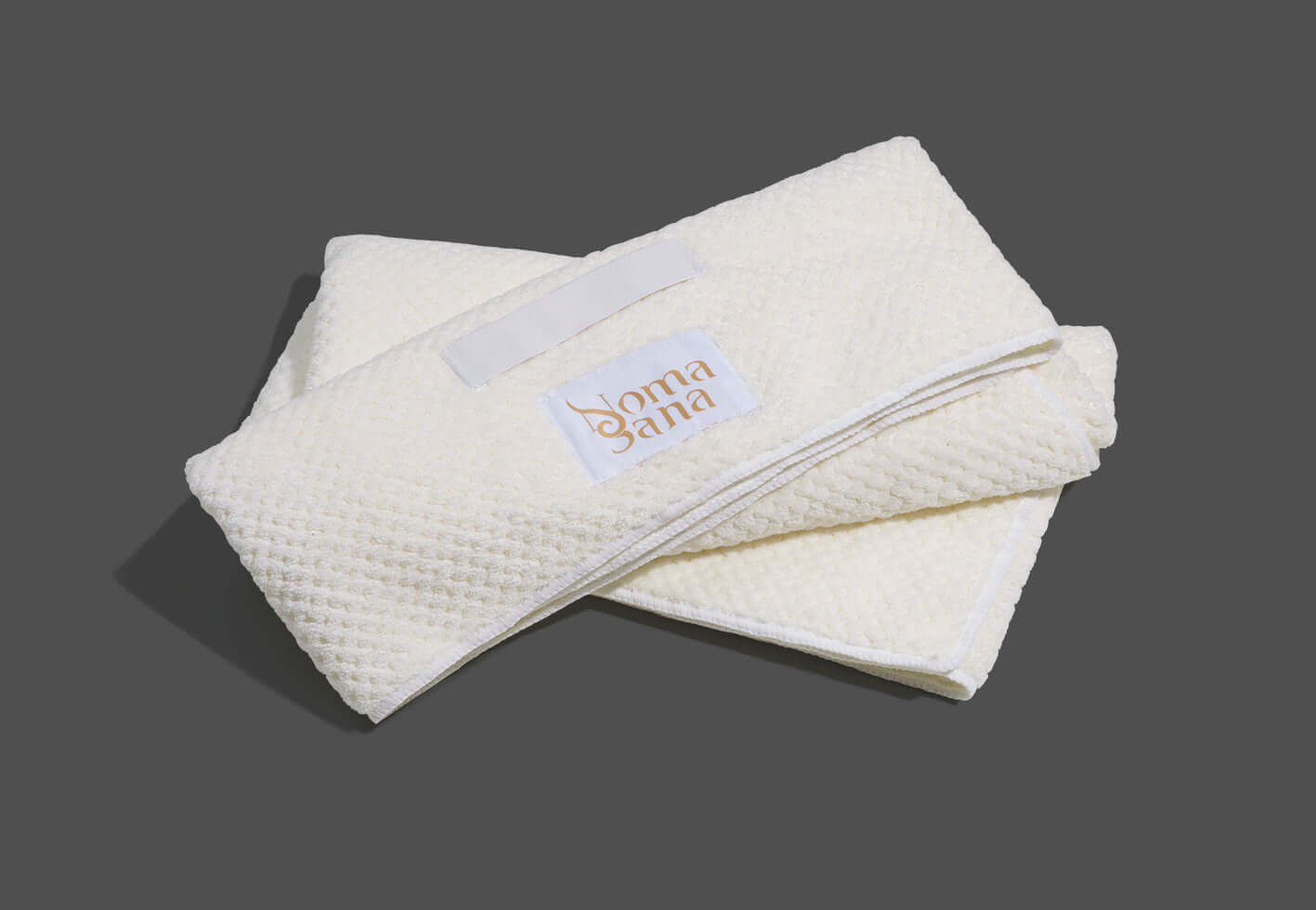 Noma Sana's super absorbent microfiber hair towel